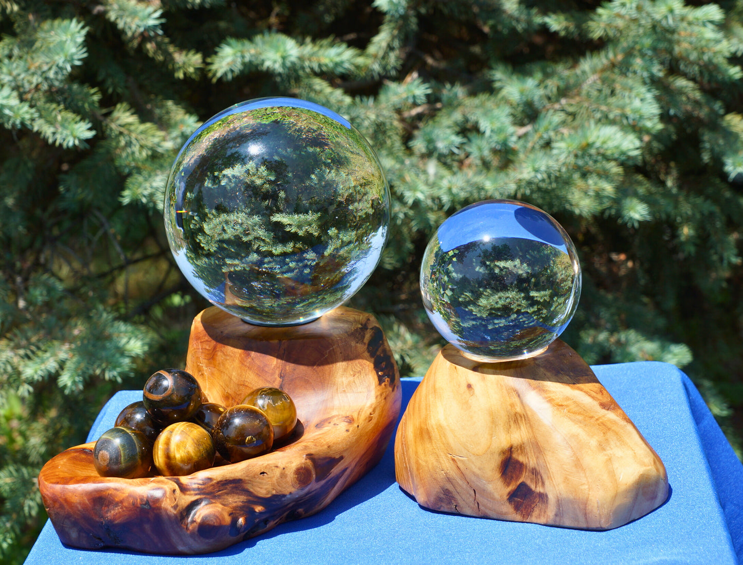 CRYSTAL BALL