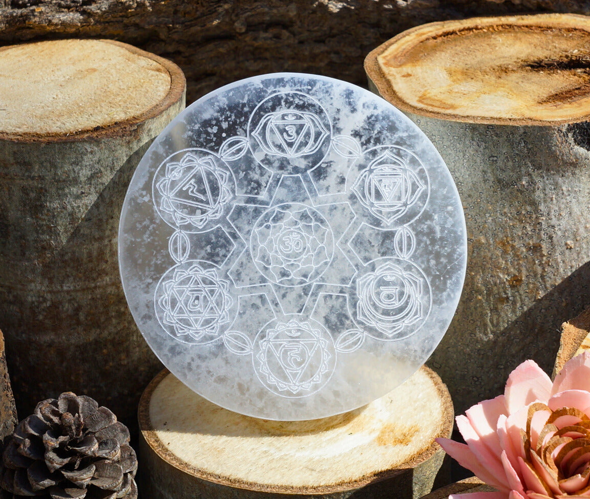 SELENITE CHARGING PLATES & CRYSTAL GRIDS