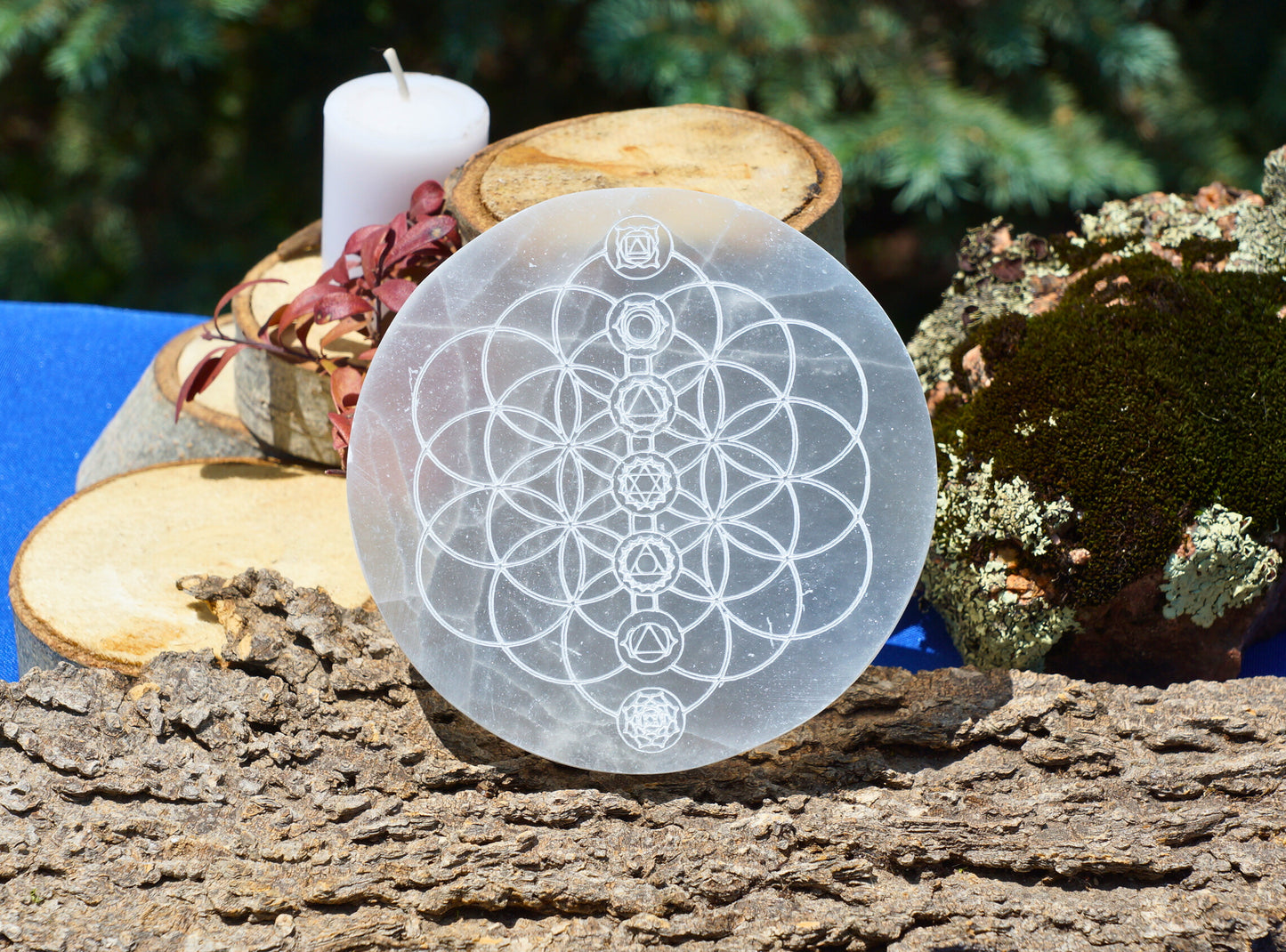 SELENITE CHARGING PLATES & CRYSTAL GRIDS