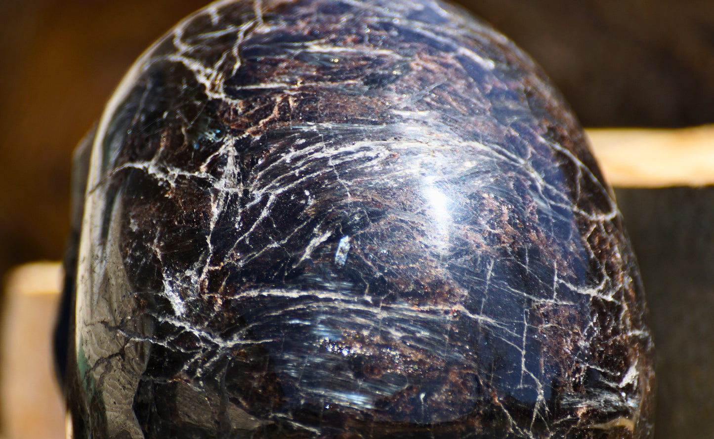 ARFVEDSONITE SKULL