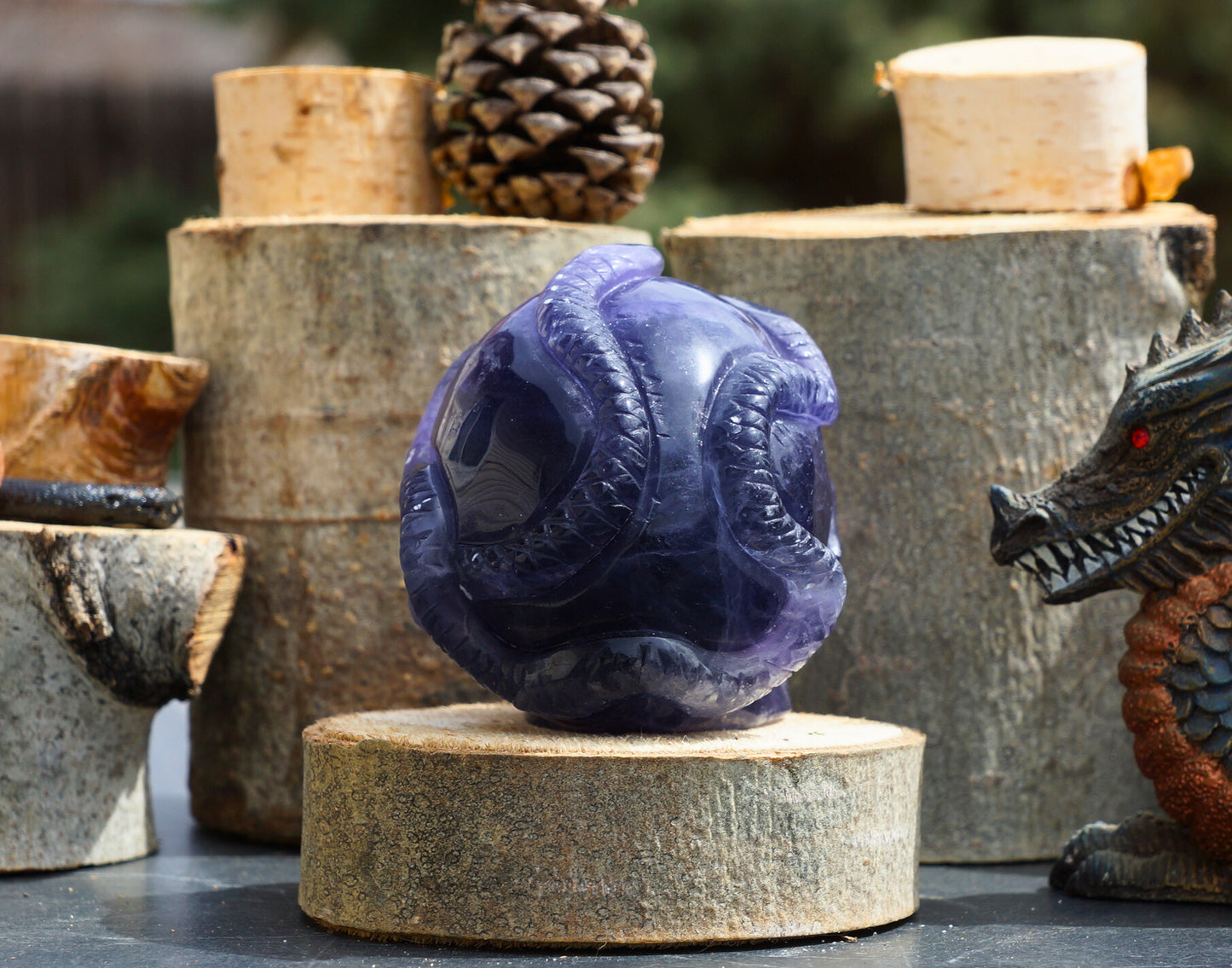 FLUORITE SKULL w SNAKES