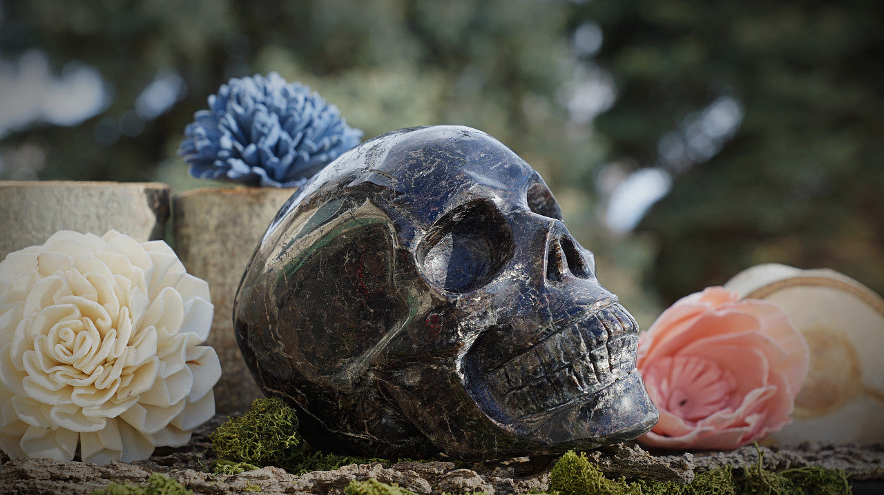 ARFVEDSONITE SKULL