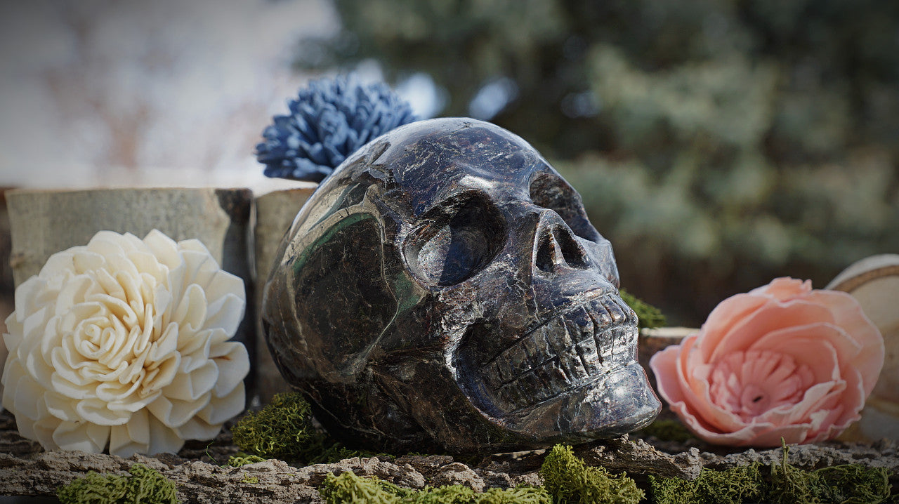 ARFVEDSONITE SKULL