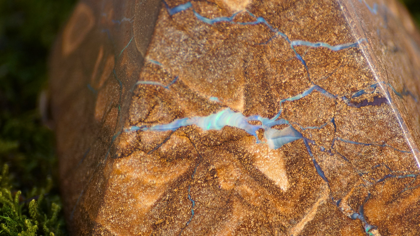BOULDER OPAL PYRAMID
