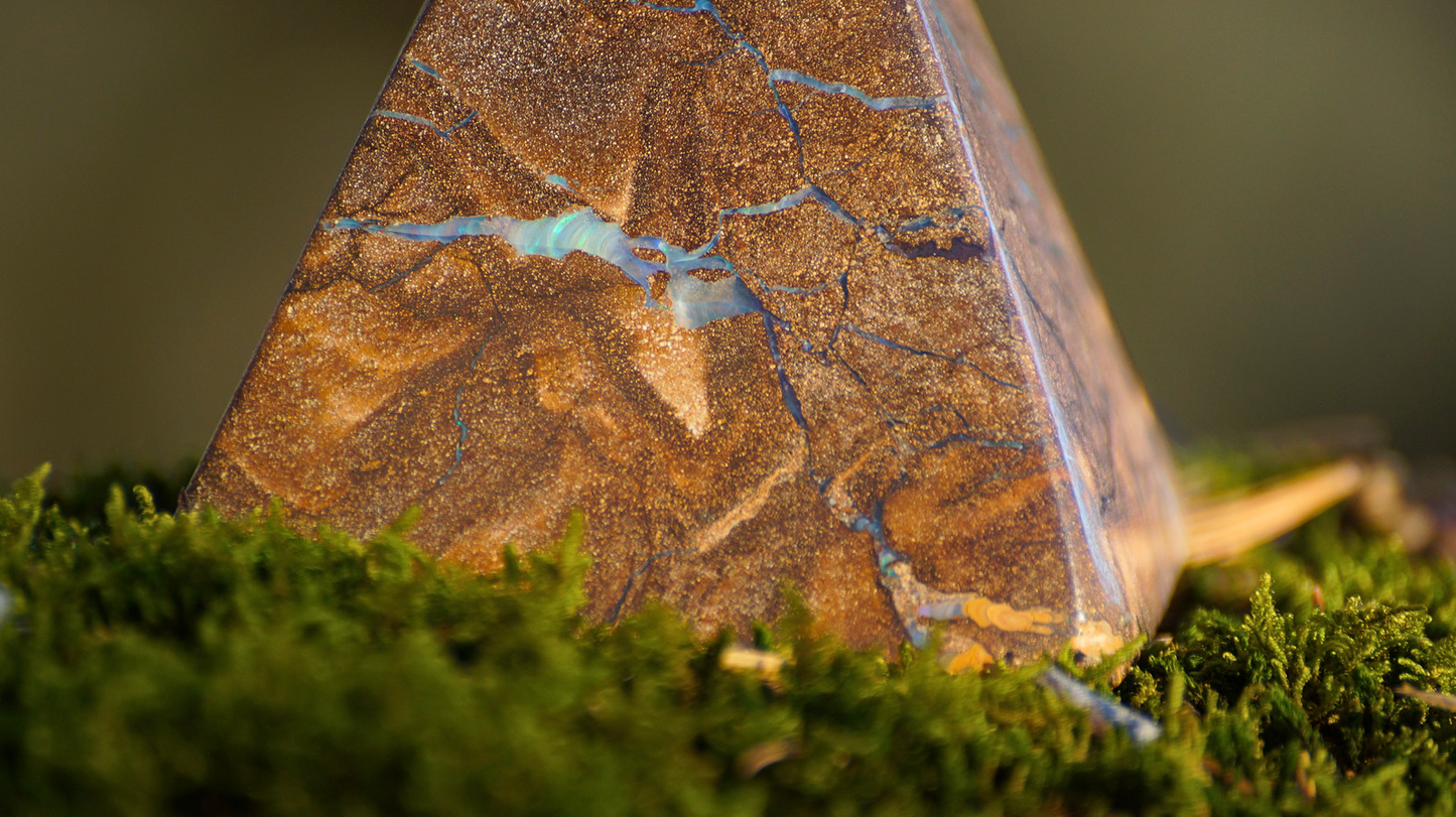 BOULDER OPAL PYRAMID
