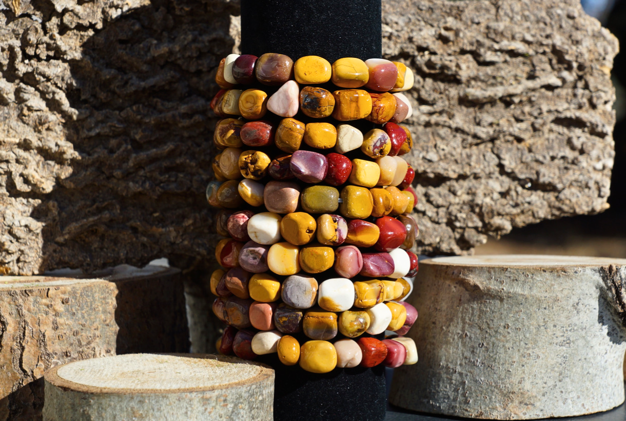 MOOKAITE TUMBLED BRACELET