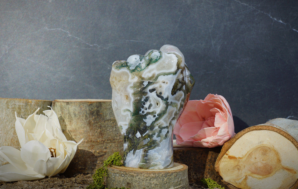 MOSS AGATE FIST