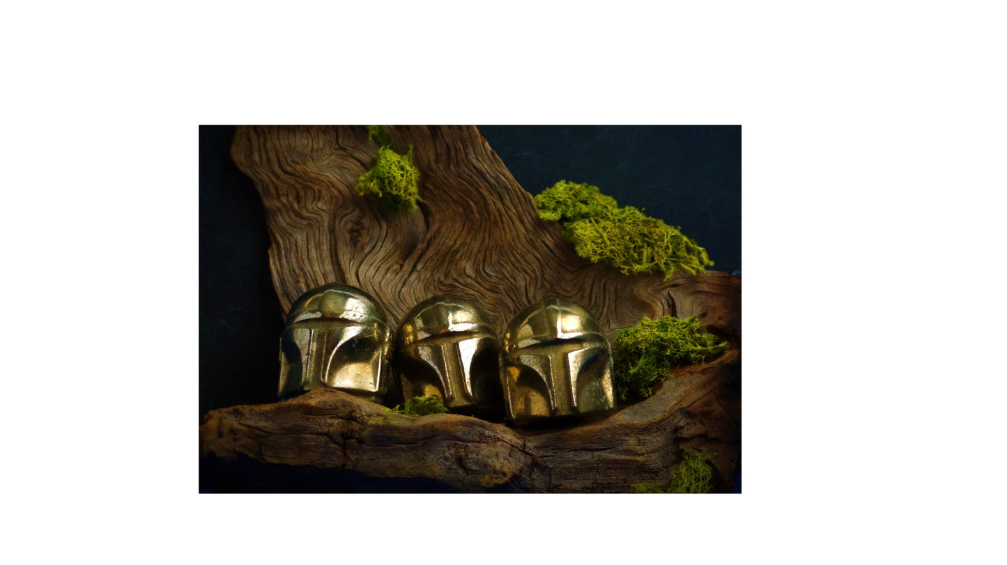 MANDALORIAN HELMET