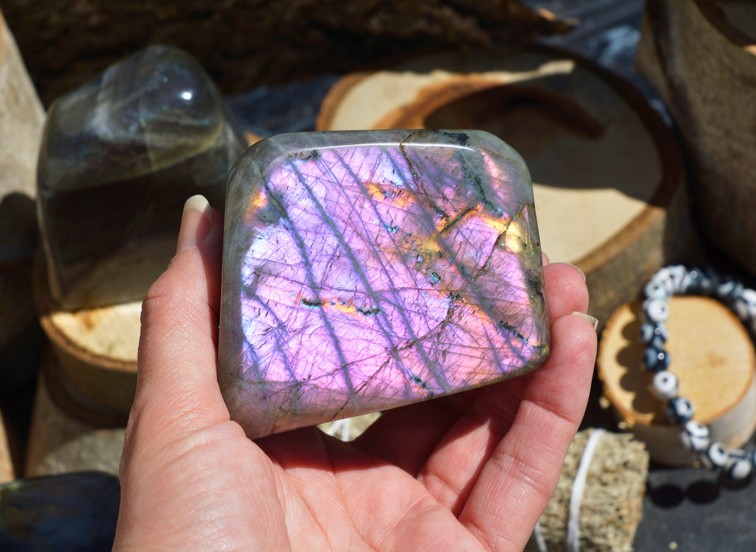 PURPLE LABRADORITE