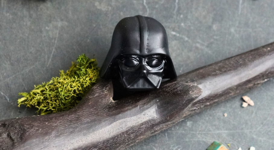 VADER HELMET OBSIDIAN