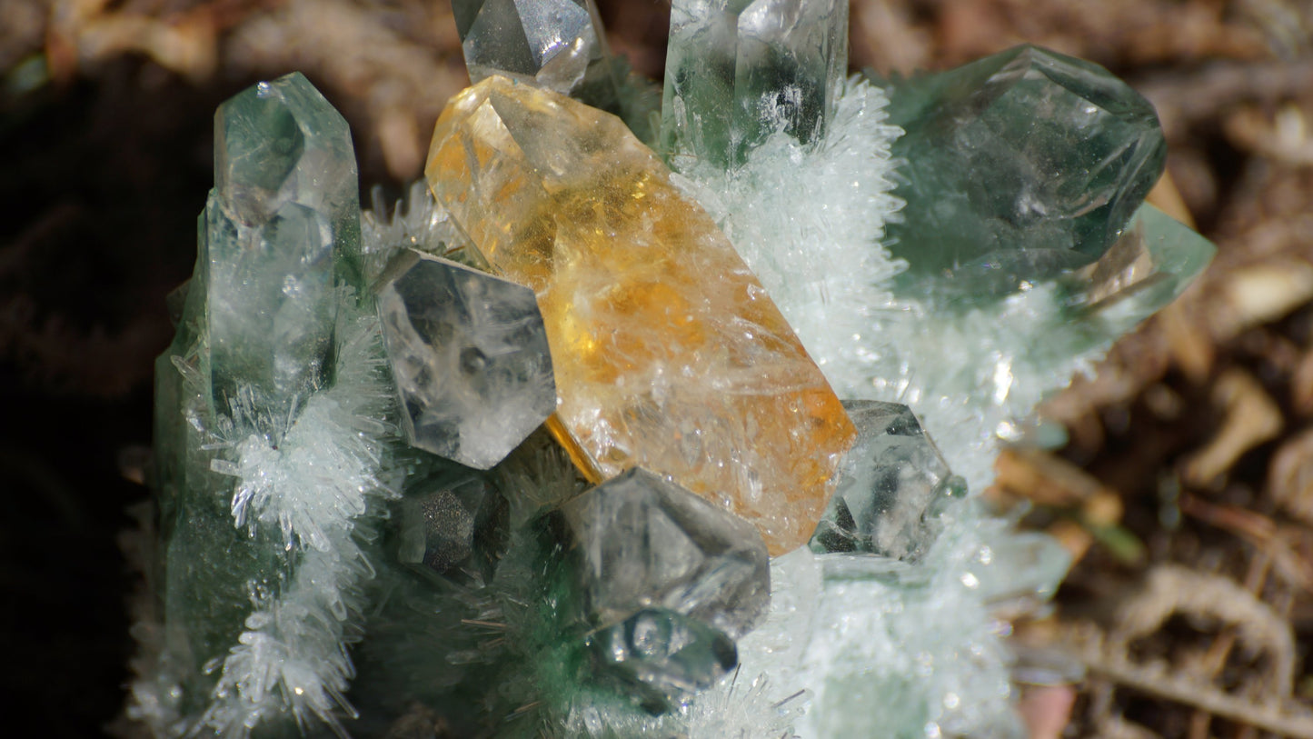 GREEN TIBETAN PHANTOM QUARTZ