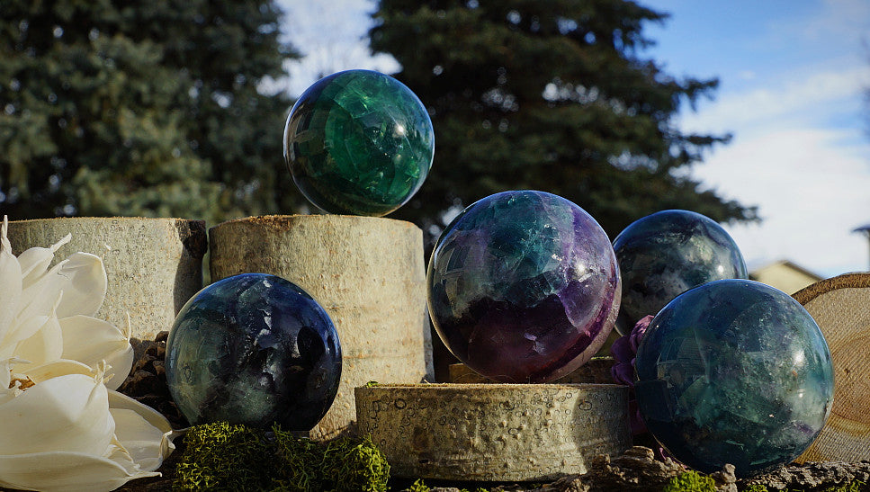 FLUORITE SPHERE