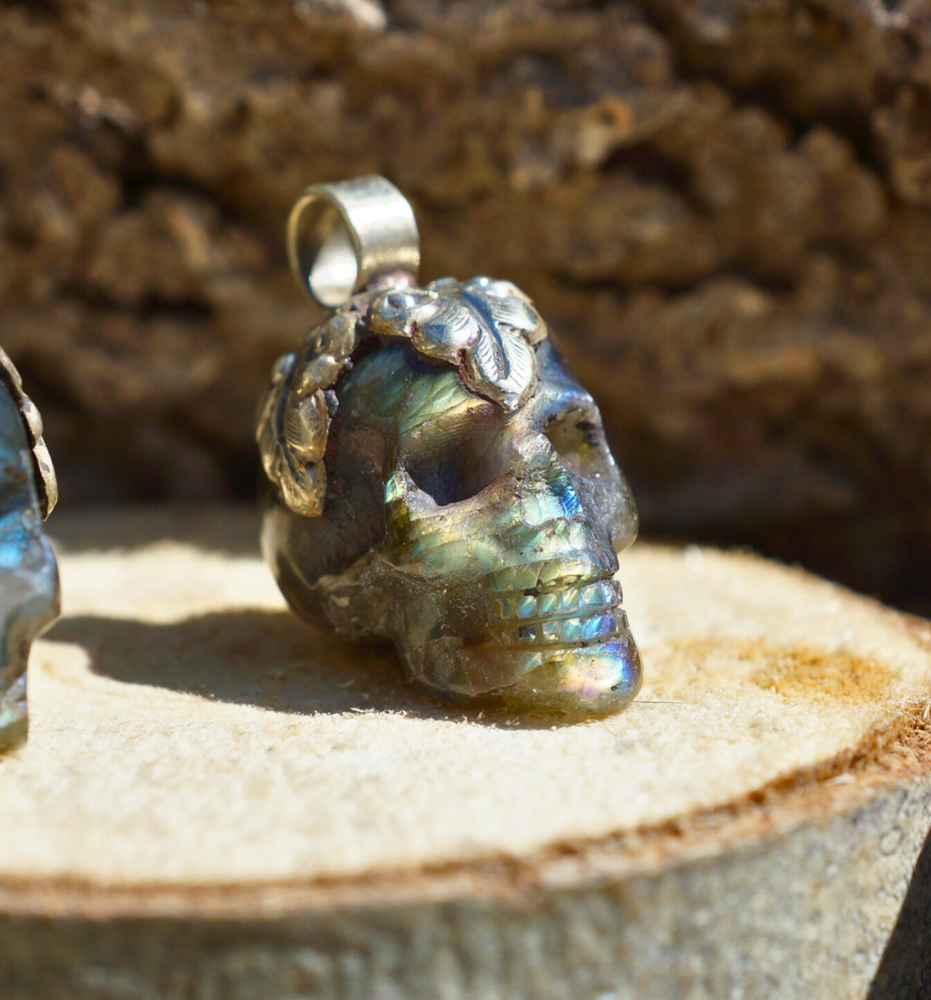 LABRADORITE SKULL PENDANT