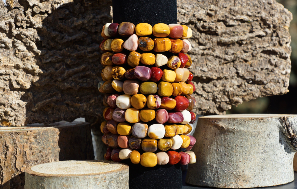 MOOKAITE TUMBLED BRACELET